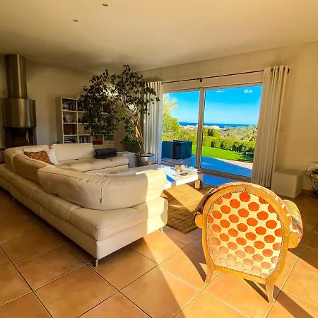 Villa 4 Chambres Avec Piscine Vue Mer Proche Plage De Bormes-les-Mimosas