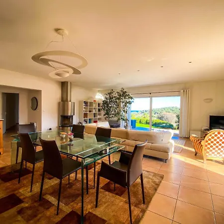 4 Chambres Avec Piscine Vue Mer Proche Plage De